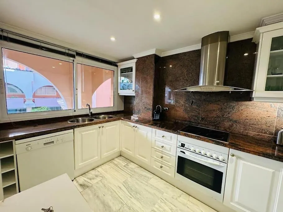 Magna Marbella 2 Bed Apt With Speacular Sea Views