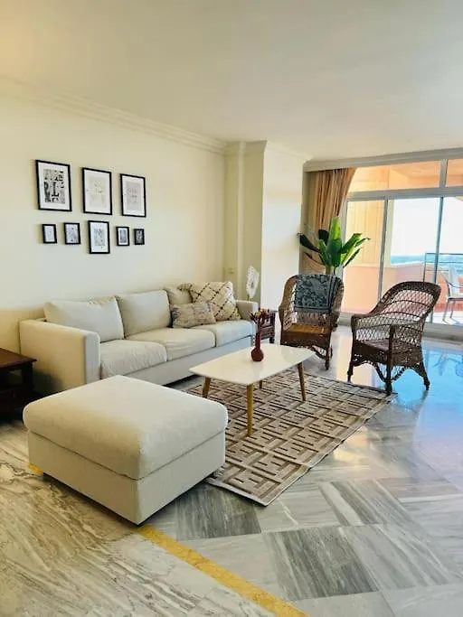 شقة Magna Marbella 2 Bed Apt With Speacular Sea Views